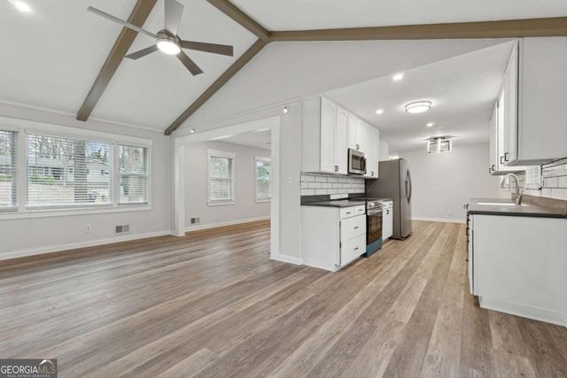 1573 Deerwood Lane, Acworth, GA 30102