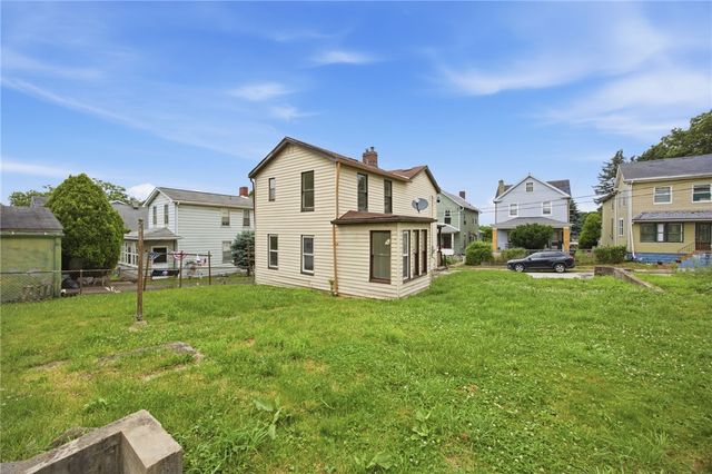 2906 Chester St, Mckeesport, PA 15132