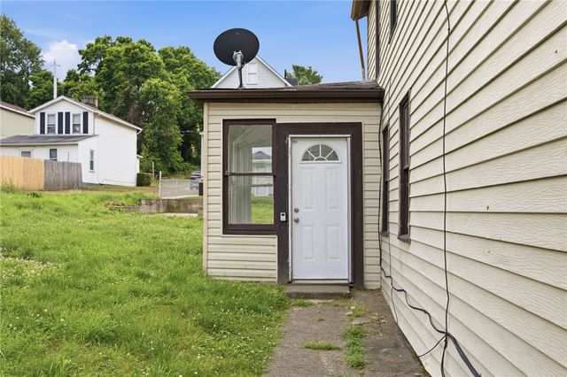 2906 Chester St, Mckeesport, PA 15132