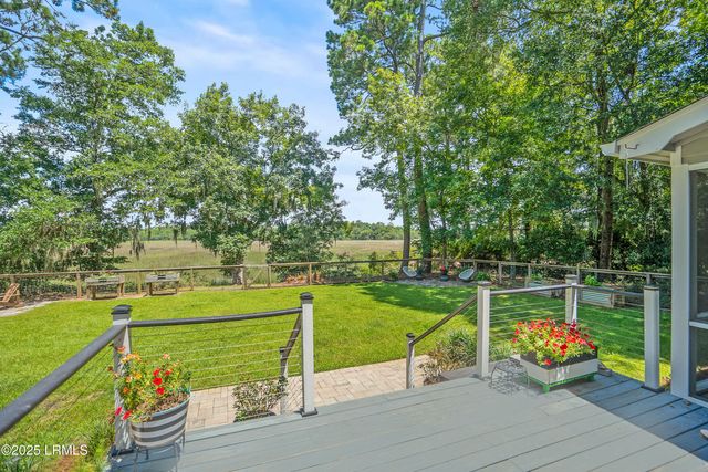 70 Dolphin Point Drive, Beaufort, SC 29907