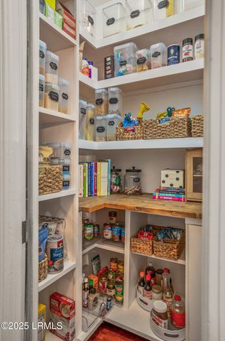 70 Dolphin Point Drive, Beaufort, SC 29907