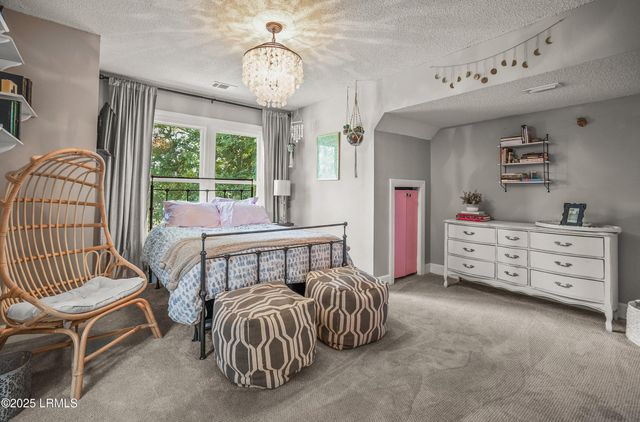 70 Dolphin Point Drive, Beaufort, SC 29907