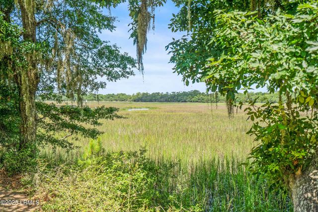 70 Dolphin Point Drive, Beaufort, SC 29907