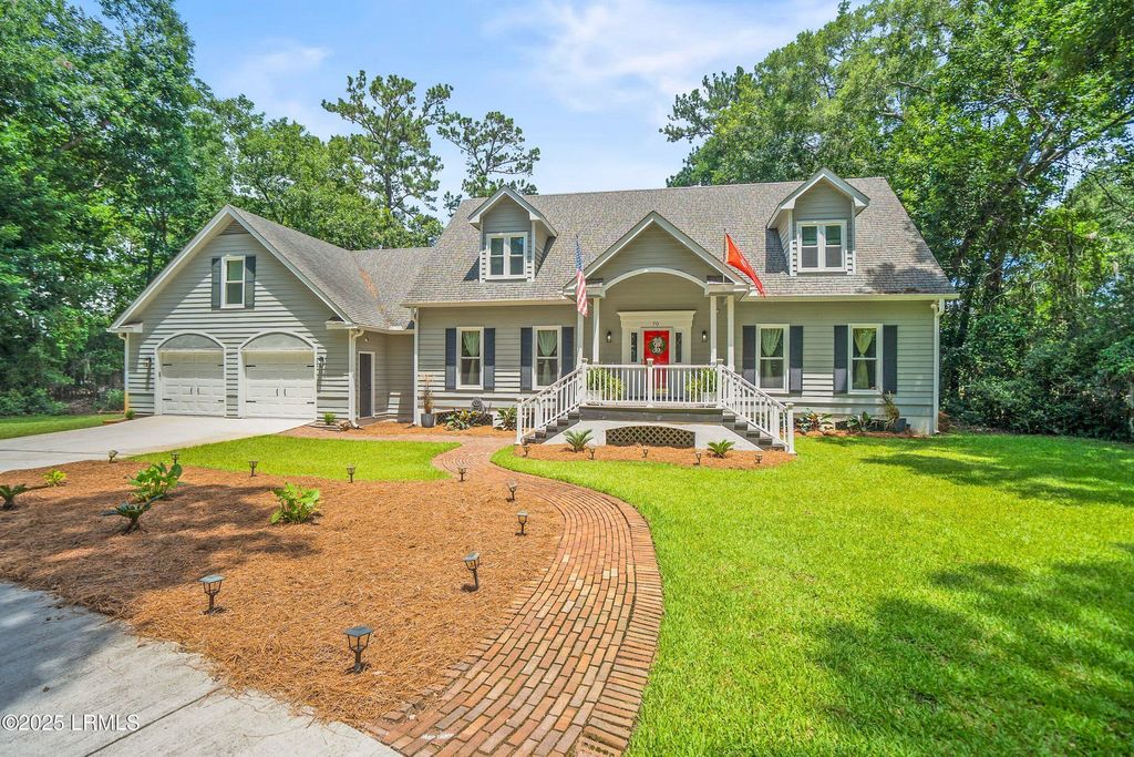 70 Dolphin Point Drive, Beaufort, SC 29907