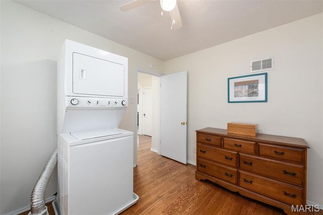 6553 Lindenwood Place, St Louis, MO 63109