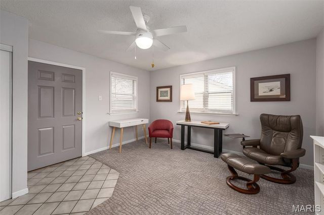 6553 Lindenwood Place, St Louis, MO 63109