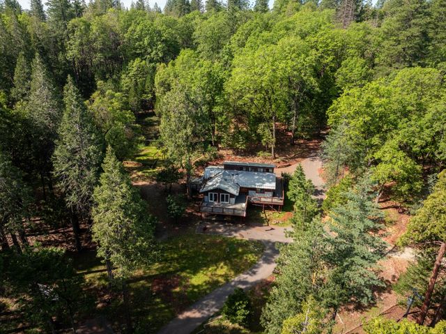 12081 Robust Way, Nevada City, CA 95959