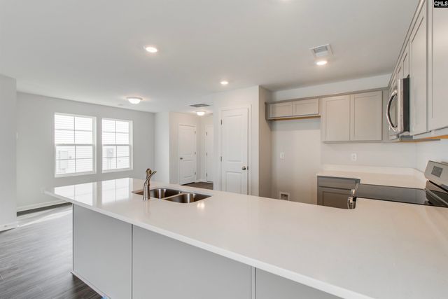 227 Laurinton Farms Drive, Hopkins, SC 29061