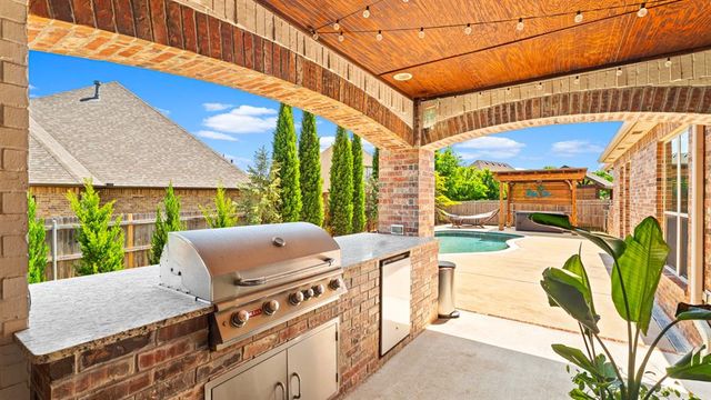 4311 Moorgate Drive, Norman, OK 73072