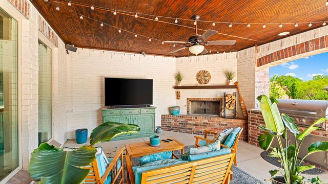 4311 Moorgate Drive, Norman, OK 73072