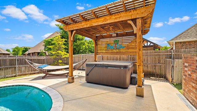 4311 Moorgate Drive, Norman, OK 73072