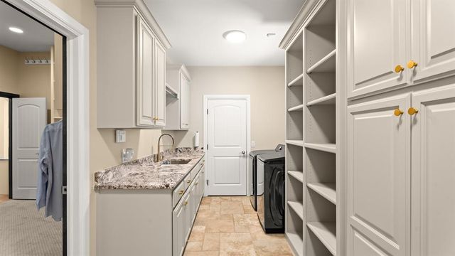 4311 Moorgate Drive, Norman, OK 73072