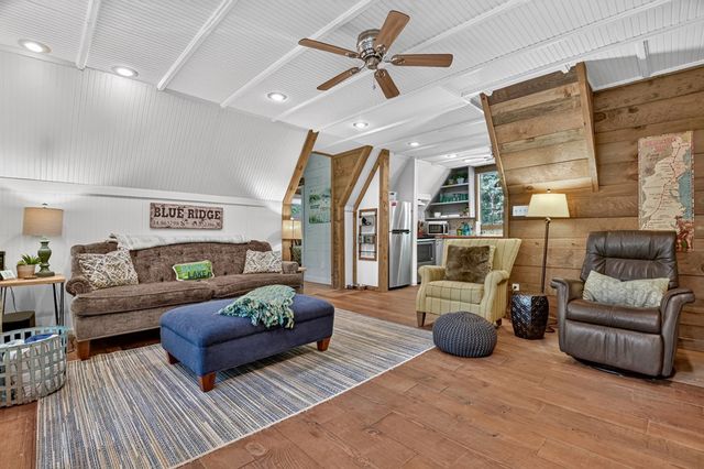 118 Tilley Bend Trail, Blue Ridge, GA 30513