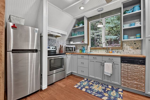 118 Tilley Bend Trail, Blue Ridge, GA 30513