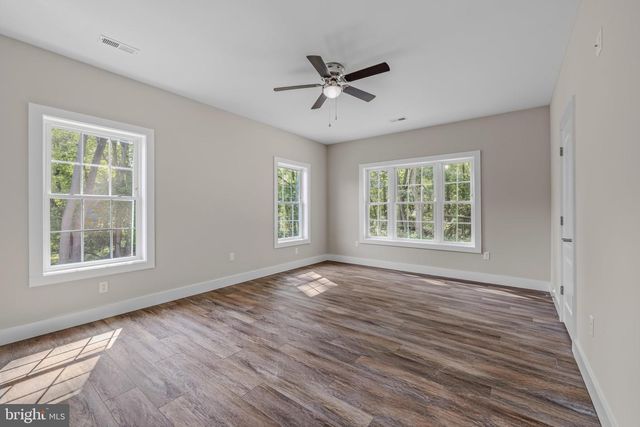 78 QUICKSILVER CT, Martinsburg, WV 25404