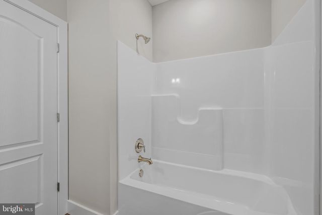 78 QUICKSILVER CT, Martinsburg, WV 25404
