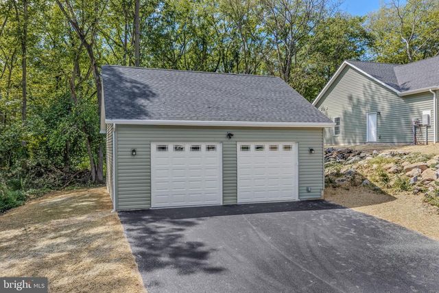 78 QUICKSILVER CT, Martinsburg, WV 25404