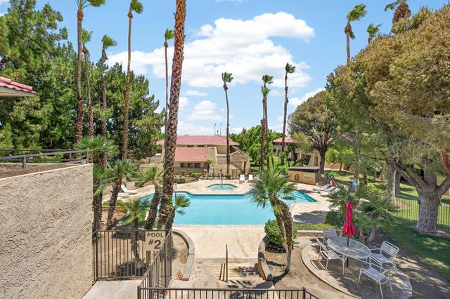 2812 N Auburn Court 210, Palm Springs, CA 92262