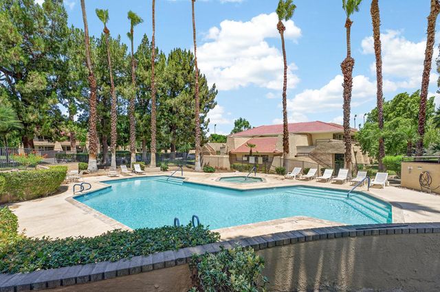 2812 N Auburn Court 210, Palm Springs, CA 92262