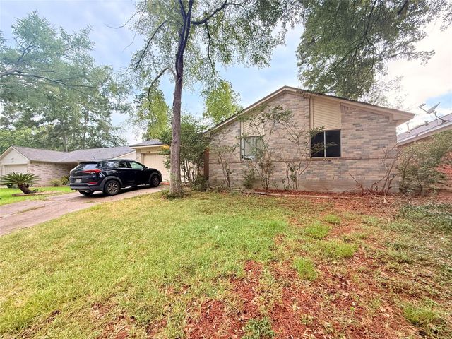 219 Hartford Drive, Conroe, TX 77303
