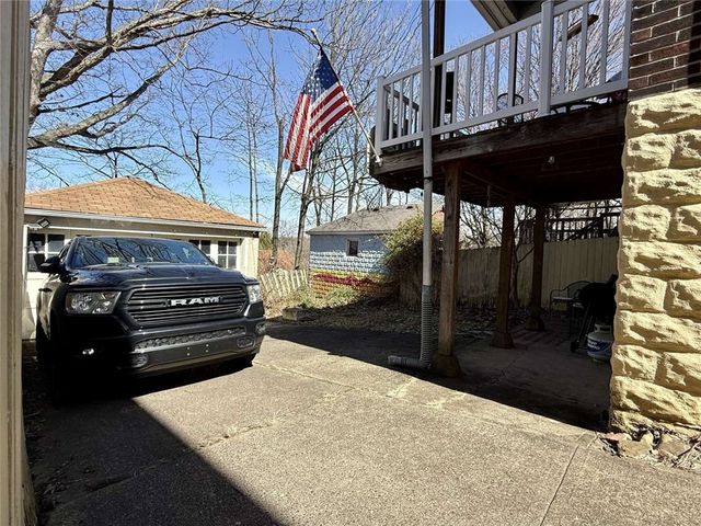 7239 Princeton Pl, Swissvale, PA 15218