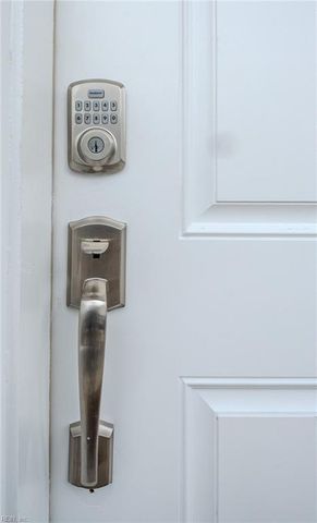 1084 Grace Hill DR, Virginia Beach, VA 23455