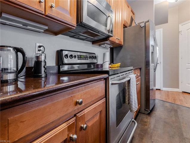 1084 Grace Hill DR, Virginia Beach, VA 23455