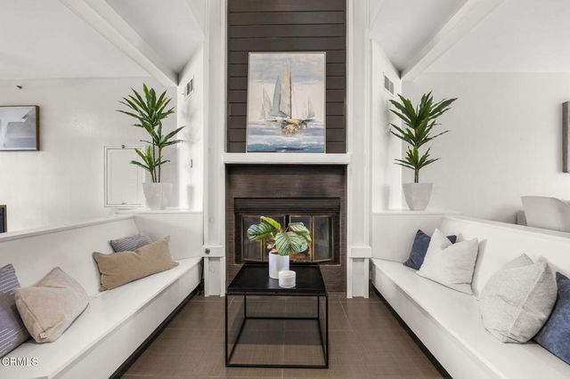 2835 Harbor Boulevard, Oxnard, CA 93035