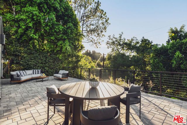 18065 Boris Drive, Los Angeles, CA 91316