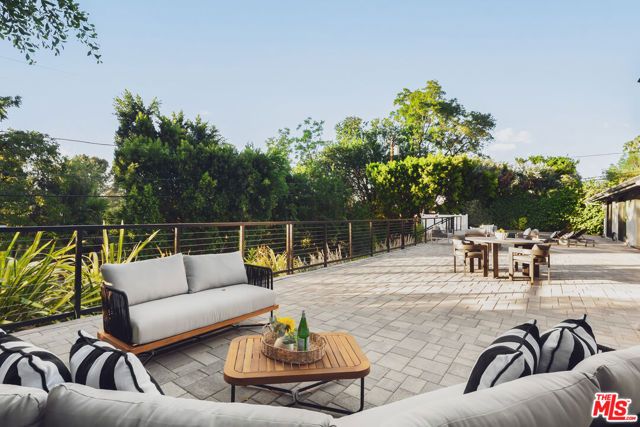 18065 Boris Drive, Los Angeles, CA 91316