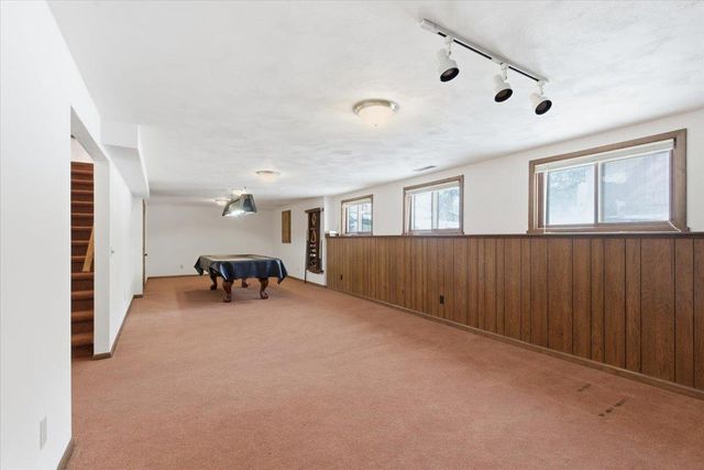 2 W Spyglass Court, Madison, WI 53717