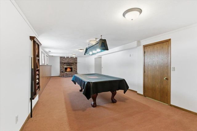 2 W Spyglass Court, Madison, WI 53717