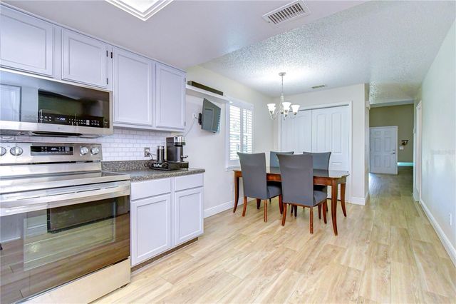 5301 BRADBURY COURT, Tampa, FL 33624
