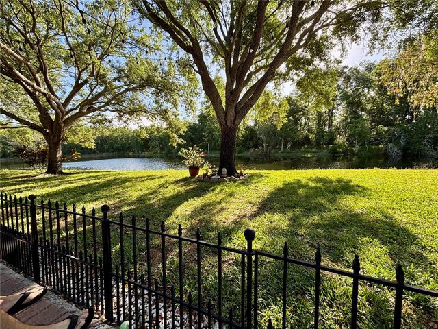 5301 BRADBURY COURT, Tampa, FL 33624