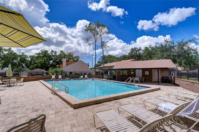 5301 BRADBURY COURT, Tampa, FL 33624