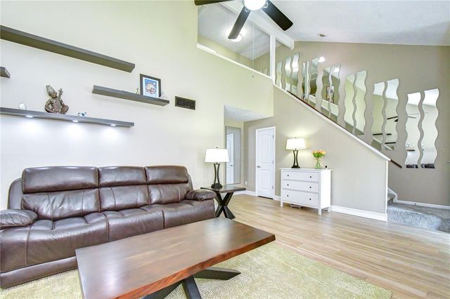 5301 BRADBURY COURT, Tampa, FL 33624
