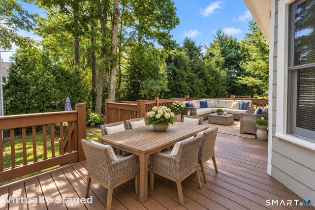 7 Cliffmore Road, West Hartford, CT 06107