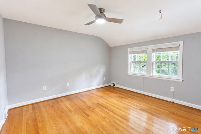 7 Cliffmore Road, West Hartford, CT 06107