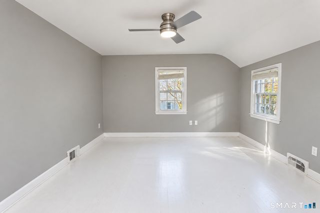 7 Cliffmore Road, West Hartford, CT 06107
