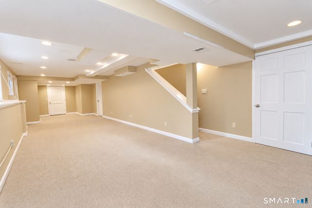 7 Cliffmore Road, West Hartford, CT 06107