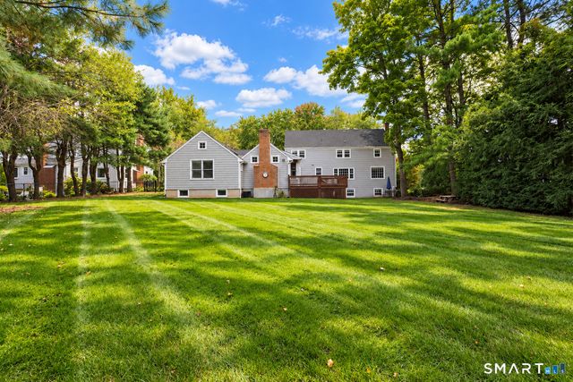7 Cliffmore Road, West Hartford, CT 06107