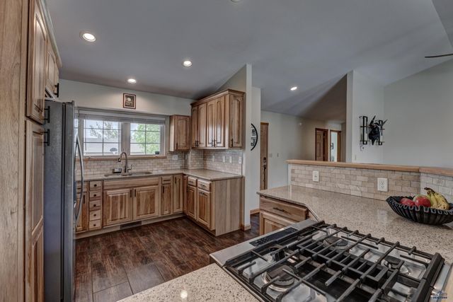 5420 SNOWBERRY LN, Rapid City, SD 57702