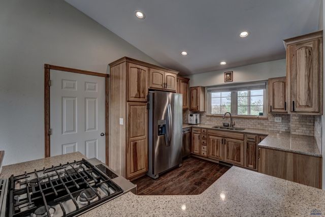 5420 SNOWBERRY LN, Rapid City, SD 57702