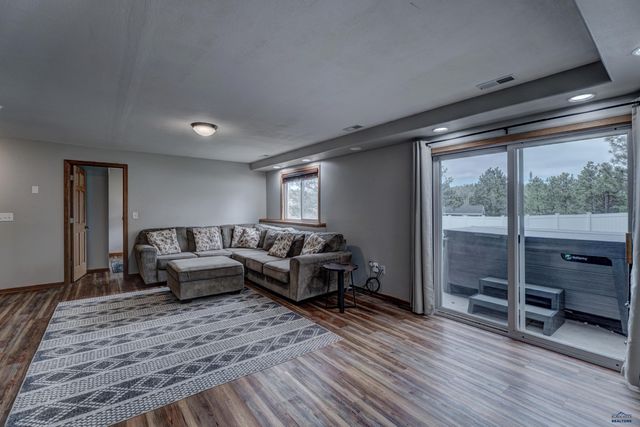 5420 SNOWBERRY LN, Rapid City, SD 57702