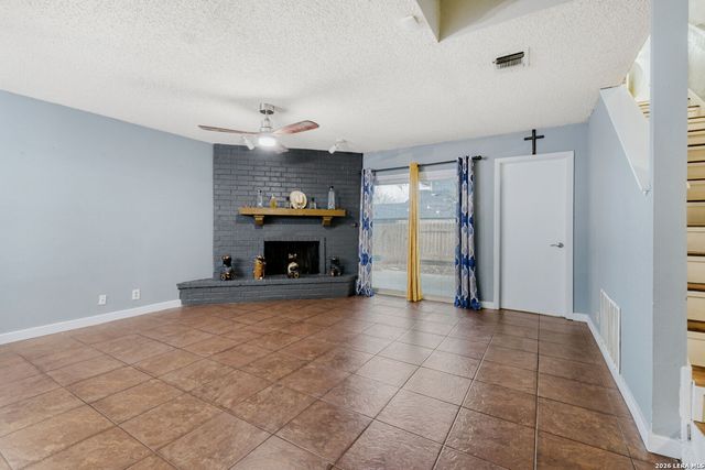 2518 Ridge Leaf, San Antonio, TX 78251