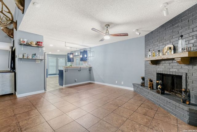 2518 Ridge Leaf, San Antonio, TX 78251