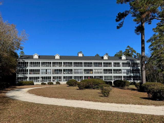 1203 Cypress Pointe, Manning, SC 29102