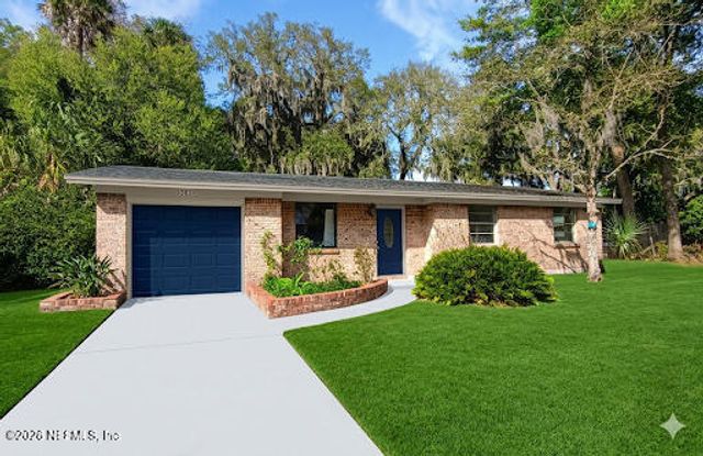 1283 NANTUCKET Avenue, Atlantic Beach, FL 32233