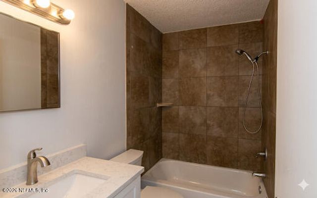 1283 NANTUCKET Avenue, Atlantic Beach, FL 32233