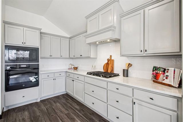 13320 SW 8th Street, Yukon, OK 73099
